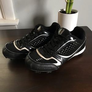 Soccer cleats boys size 2